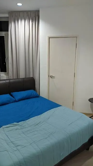 118: Cosy 2-Bedroom Condo With Seaview George Town 0*,
